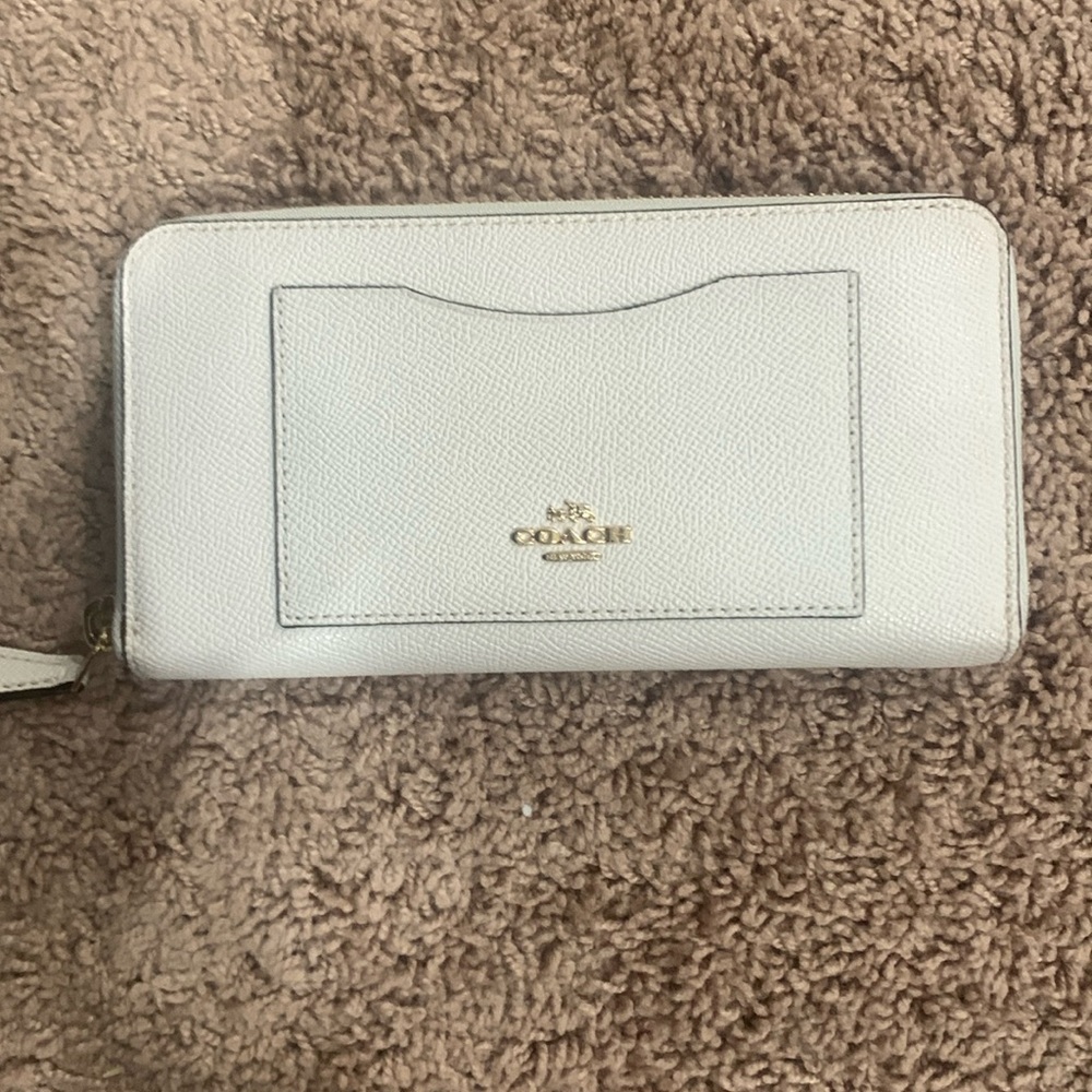 EUC Coach Crossgrain Accordion Zip Wallet